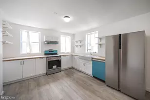 711 W Thompson St, Philadelphia, PA 19122 - Photo 3