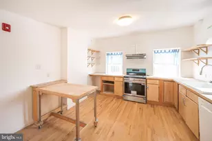 711 W Thompson St, Philadelphia, PA 19122 - Photo 7