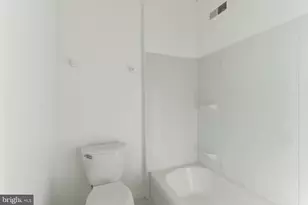 2236 W Firth St, Philadelphia, PA 19132 - Photo 17