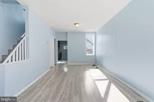 2236 W Firth St, Philadelphia, PA 19132 - Photo 9