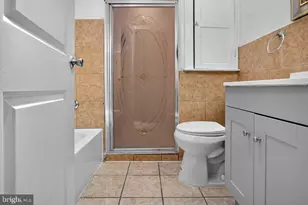 227 E Comly St, Philadelphia, PA 19120 - Photo 23