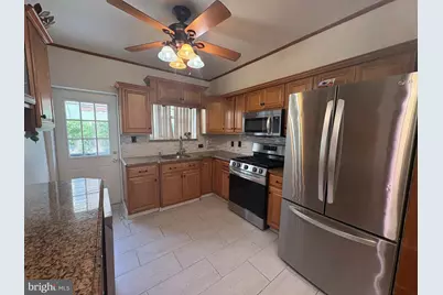 2122 S Hicks Street, Philadelphia, PA 19145 - Photo 3