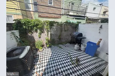 2122 S Hicks Street, Philadelphia, PA 19145 - Photo 11