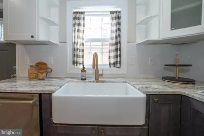 318 Emily Street, Philadelphia, PA 19148 - Photo 11