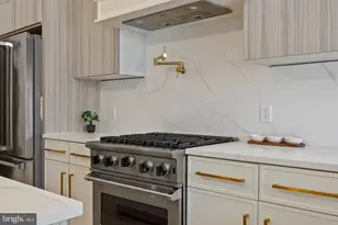 1146 N 3rd St, Philadelphia, PA 19123 - Photo 3