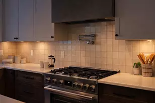 958 N 6th St, Philadelphia, PA 19123 - Photo 13