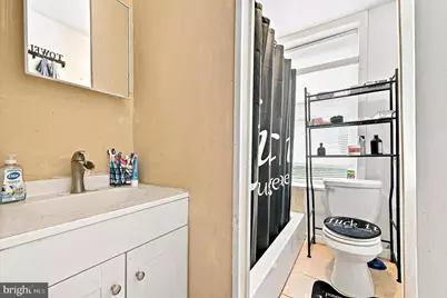 2122 W Spencer Avenue, Philadelphia, PA 19138 - Photo 11