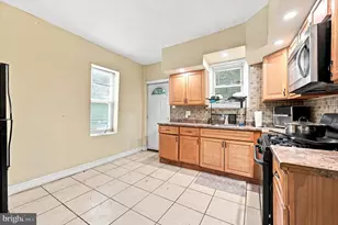 2122 W Spencer Ave, Philadelphia, PA 19138 - Photo 9