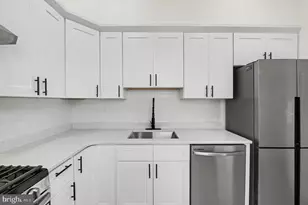 8367 Langdon St, Philadelphia, PA 19152 - Photo 7