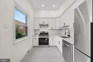 8367 Langdon St, Philadelphia, PA 19152 - Photo 5