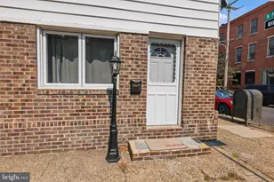 2329 E Cumberland St, Philadelphia, PA 19125 - Photo 1