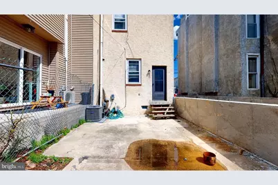 652 N 36th Street, Philadelphia, PA 19104 - Photo 17