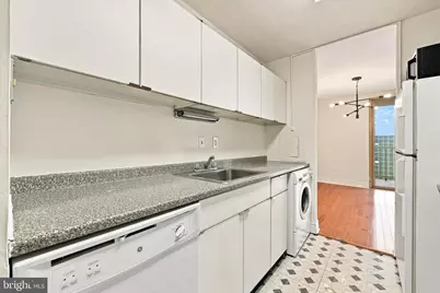 1919 Chestnut Street #2703, Philadelphia, PA 19103 - Photo 11