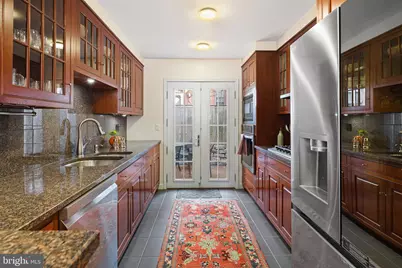 337 S Hicks Street, Philadelphia, PA 19102 - Photo 11