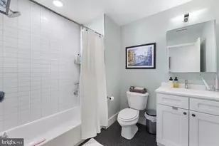 1336 S Bouvier St, Philadelphia, PA 19146 - Photo 17
