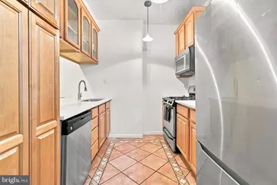 1023 Lombard Street, Philadelphia, PA 19147 - Photo 3