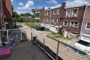 4653 Shelbourne St, Philadelphia, PA 19124 - Photo 11
