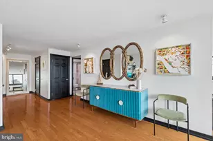 1420 Locust St, Philadelphia, PA 19102 - Photo 3