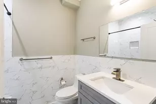 615 Emily St, Philadelphia, PA 19148 - Photo 13