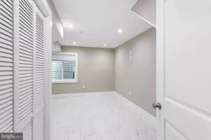 615 Emily St, Philadelphia, PA 19148 - Photo 29