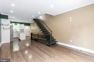 615 Emily St, Philadelphia, PA 19148 - Photo 3