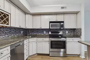 2108 Appletree St, Philadelphia, PA 19103 - Photo 17