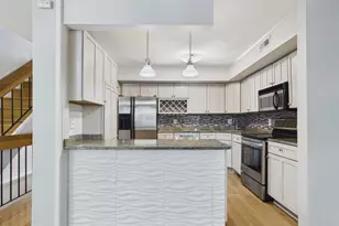 2108 Appletree St, Philadelphia, PA 19103 - Photo 19