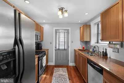 2907 S Sydenham Street, Philadelphia, PA 19145 - Photo 5
