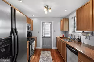 2907 S Sydenham St, Philadelphia, PA 19145 - Photo 5