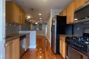 2907 S Sydenham St, Philadelphia, PA 19145 - Photo 9