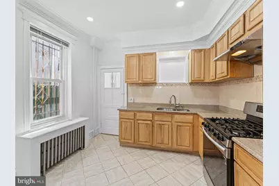 2242 Moore Street, Philadelphia, PA 19145 - Photo 13