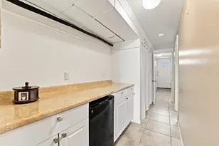 8913 Dewees St, Philadelphia, PA 19152 - Photo 27