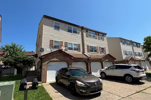 13020 Blakeslee Dr, Philadelphia, PA 19116 - Photo 1