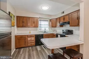 6738 Emlen St, Philadelphia, PA 19119 - Photo 9