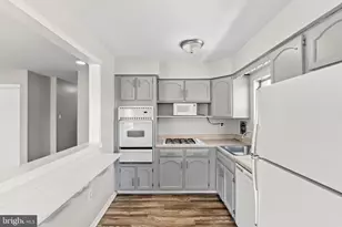 3980 Carteret Dr, Philadelphia, PA 19114 - Photo 3