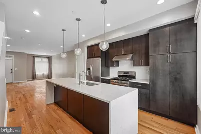717 Fairmount Avenue, Philadelphia, PA 19123 - Photo 9