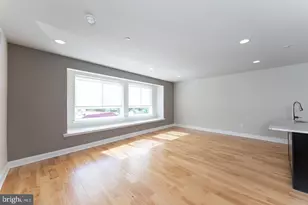 325 E Allen St, Philadelphia, PA 19125 - Photo 13