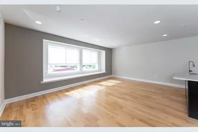 325 E Allen Street #1, Philadelphia, PA 19125 - Photo 5