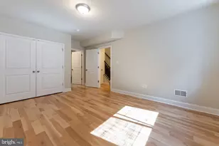 325 E Allen St, Philadelphia, PA 19125 - Photo 25
