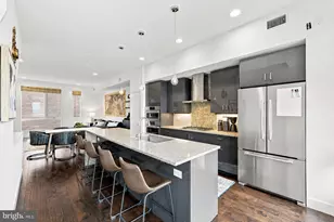 447 Wallace St, Philadelphia, PA 19123 - Photo 13
