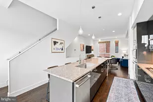 447 Wallace St, Philadelphia, PA 19123 - Photo 15