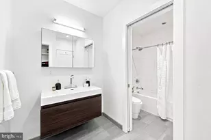 447 Wallace St, Philadelphia, PA 19123 - Photo 29