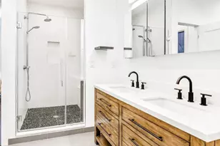 447 Wallace St, Philadelphia, PA 19123 - Photo 21