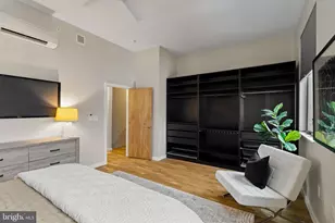 1720 Folsom St, Philadelphia, PA 19130 - Photo 21