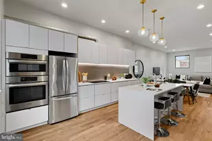 1720 Folsom St, Philadelphia, PA 19130 - Photo 5