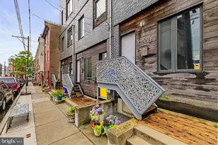 1720 Folsom St, Philadelphia, PA 19130 - Photo 3