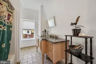 229 W Hansberry St, Philadelphia, PA 19144 - Photo 33