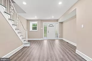 1743 W Colonial St, Philadelphia, PA 19126 - Photo 9