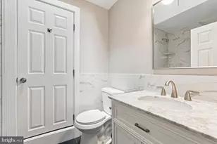 1743 W Colonial St, Philadelphia, PA 19126 - Photo 5