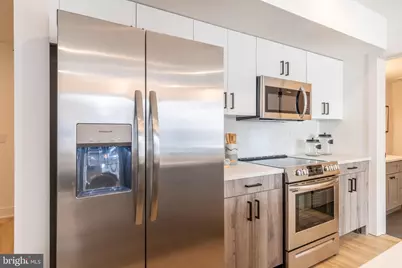 629 W Girard Avenue #406, Philadelphia, PA 19123 - Photo 7